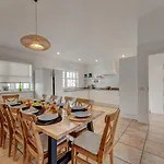 Charming With Private And Heated Pool Villa *