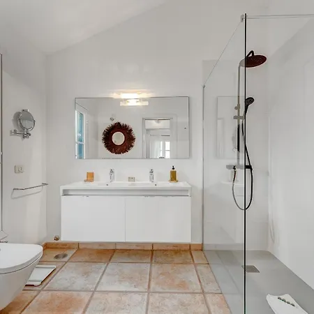 빌라 Charming With Private And Heated Pool