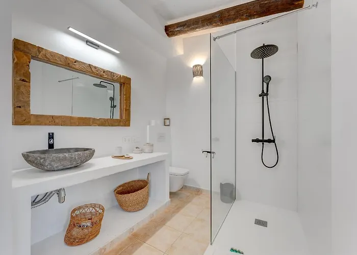 Charming With Private And Heated Pool * أذيخي