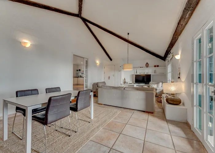 Charming With Private And Heated Pool * אדחה