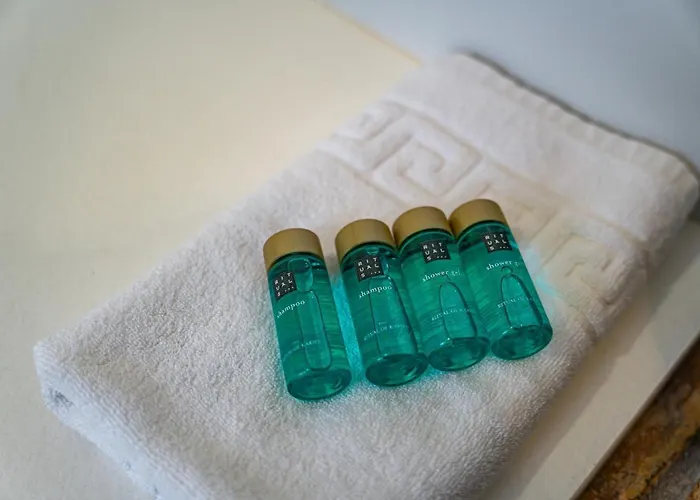 וילה Charming With Private And Heated Pool אדחה