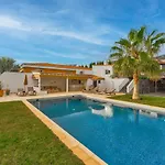Charming With Private And Heated Pool Vila *