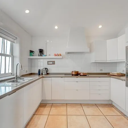Charming With Private And Heated Pool Villa Costa Adeje