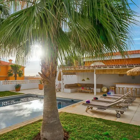 Charming With Private And Heated Pool Villa Costa Adeje