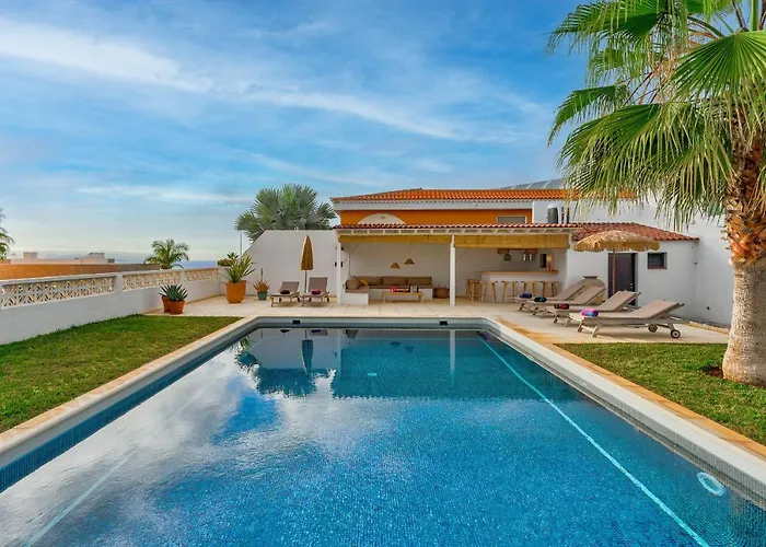 Charming With Private And Heated Pool * Costa Adeje (Tenerife)