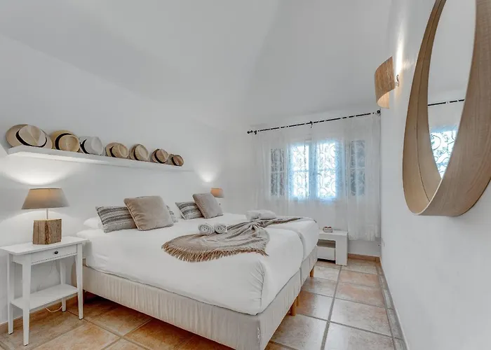 Charming With Private And Heated Pool Villa Costa Adeje (Tenerife)