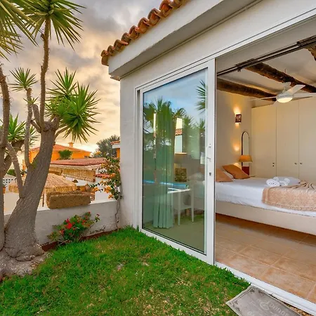 Вилла Charming With Private And Heated Pool *